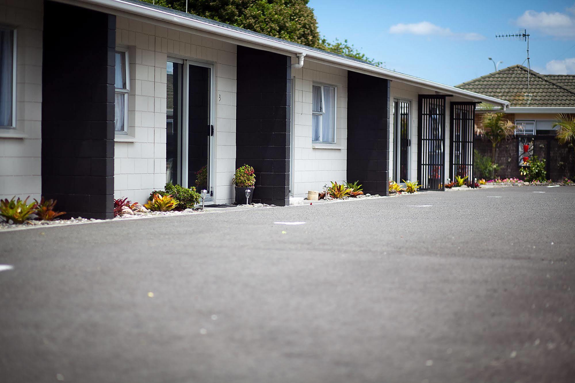 Blue Haven Motel Mount Maunganui Exterior photo